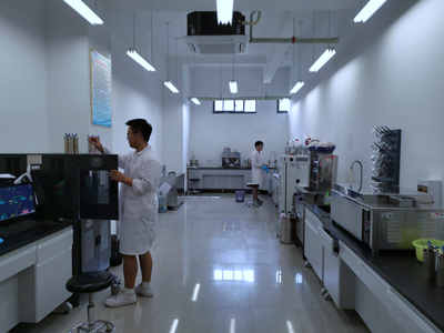 王际平教授团队暑期精准推进各项科研工作和实验室建设